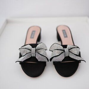 SJP BY SARAH JESSICA PARKER SAMPLE SIZE 37
